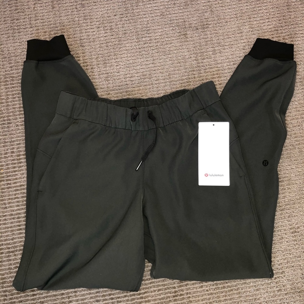 Lululemon - On The Fly Jogger